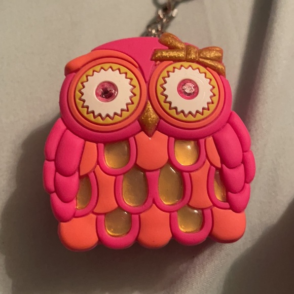 3 Bath and body hand sanitizer holders - Picture 3 of 5